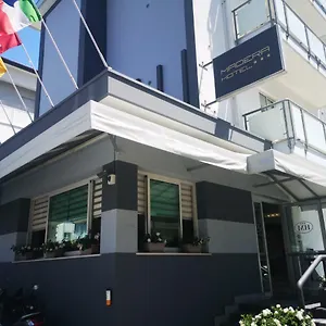 Madera Hotel